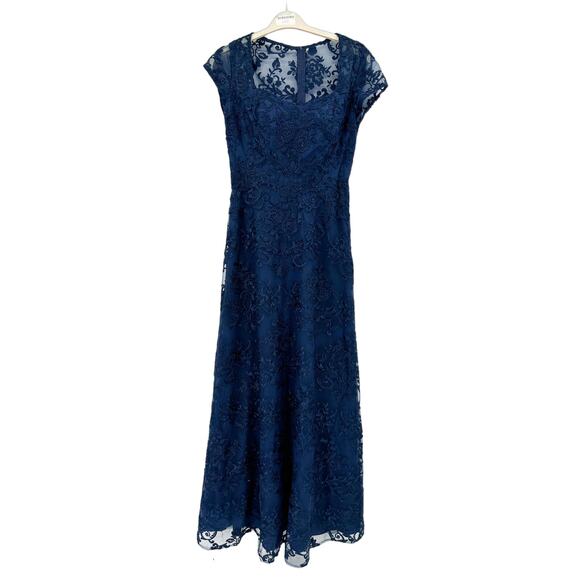 La Femme 27951 Navy Floral Gown Modest Cap Sleeve Size 6 - Picture 2 of 6